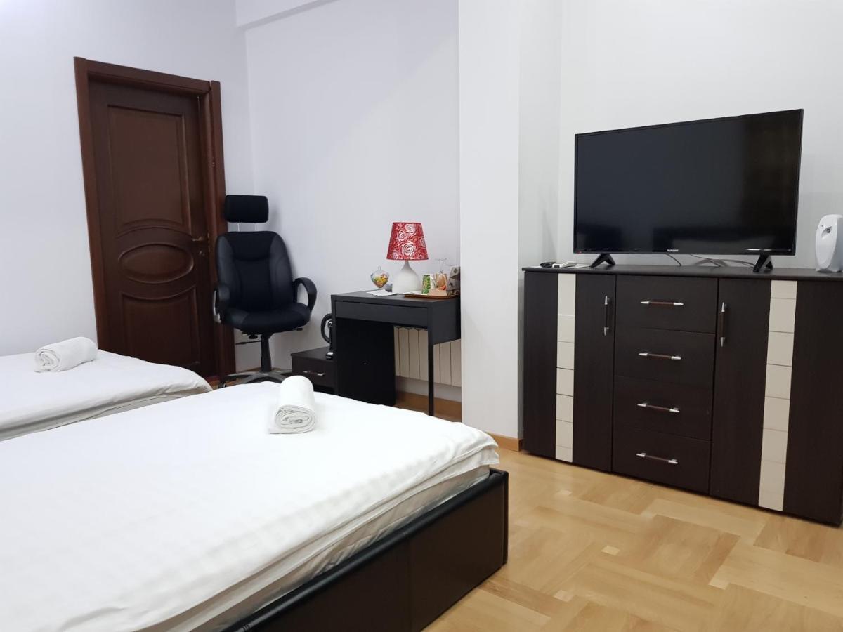 Apartament Langa Monza Appartamento Bucarest Esterno foto
